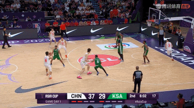 阿雷佐主场胜利,成功守住三分领先 阿雷佐主场胜利,成功守住三分领先