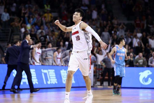 强劲新秀横空出世,实力赢得瞩目赞誉的简单介绍 强劲新秀横空出世,实力赢得瞩目赞誉的简单介绍