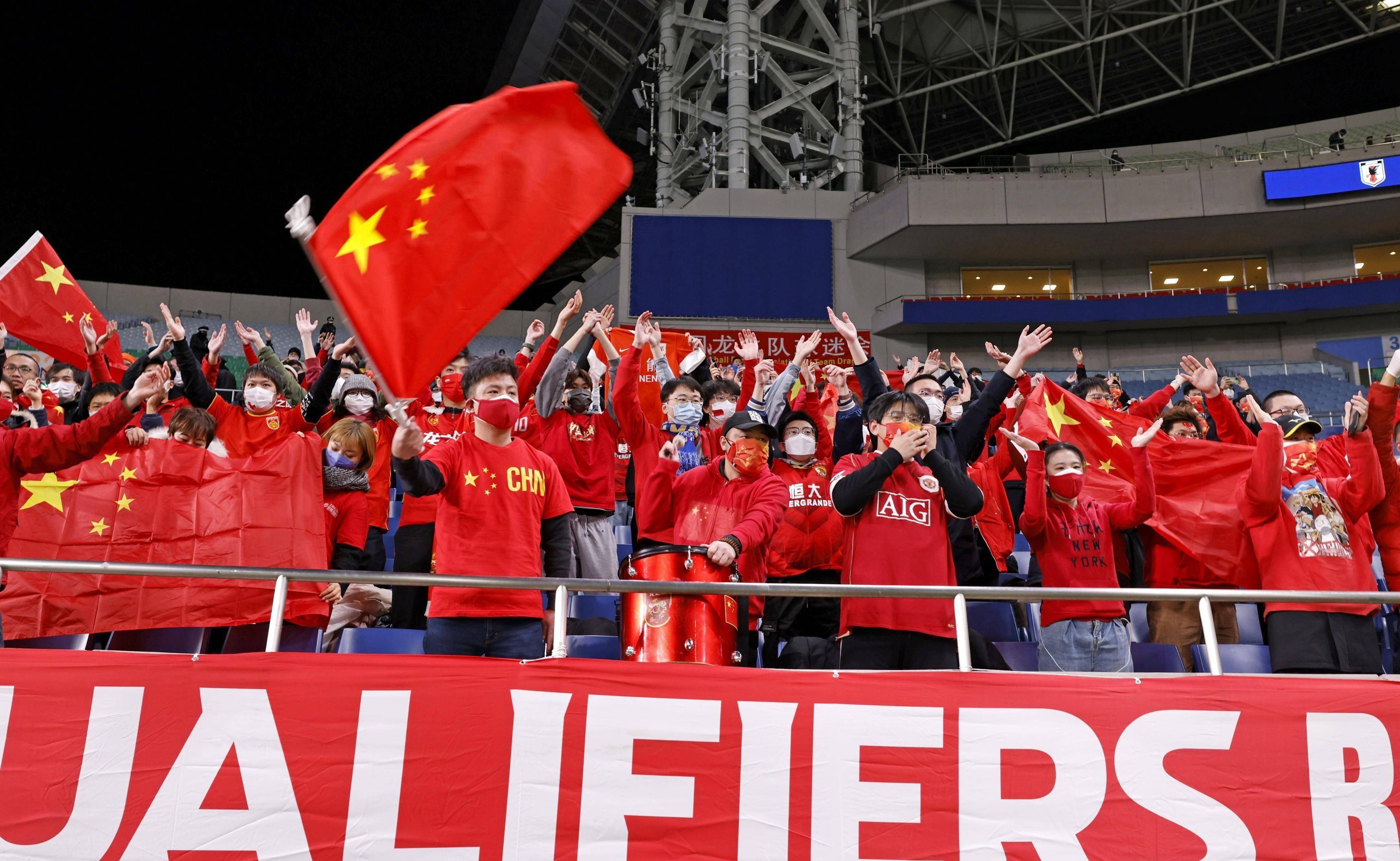 爱游戏入口-包含欧洲杯胜利者受邀东南亚游,球队备战迎战节日友谊赛的词条