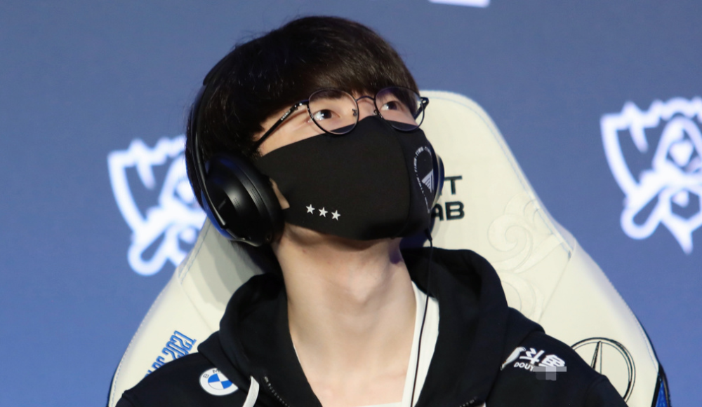 NS鏖战100T,Crisp极限生还后反打激烈交锋八强赛,让粉丝疯狂欢呼的简单介绍 NS鏖战100T,Crisp极限生还后反打激烈交锋八强赛,让粉丝疯狂欢呼的简单介绍