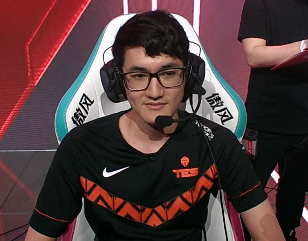 爱游戏官网-TES绝杀G2,Inspired拿下关键大龙宿命之战小组赛,技惊四座