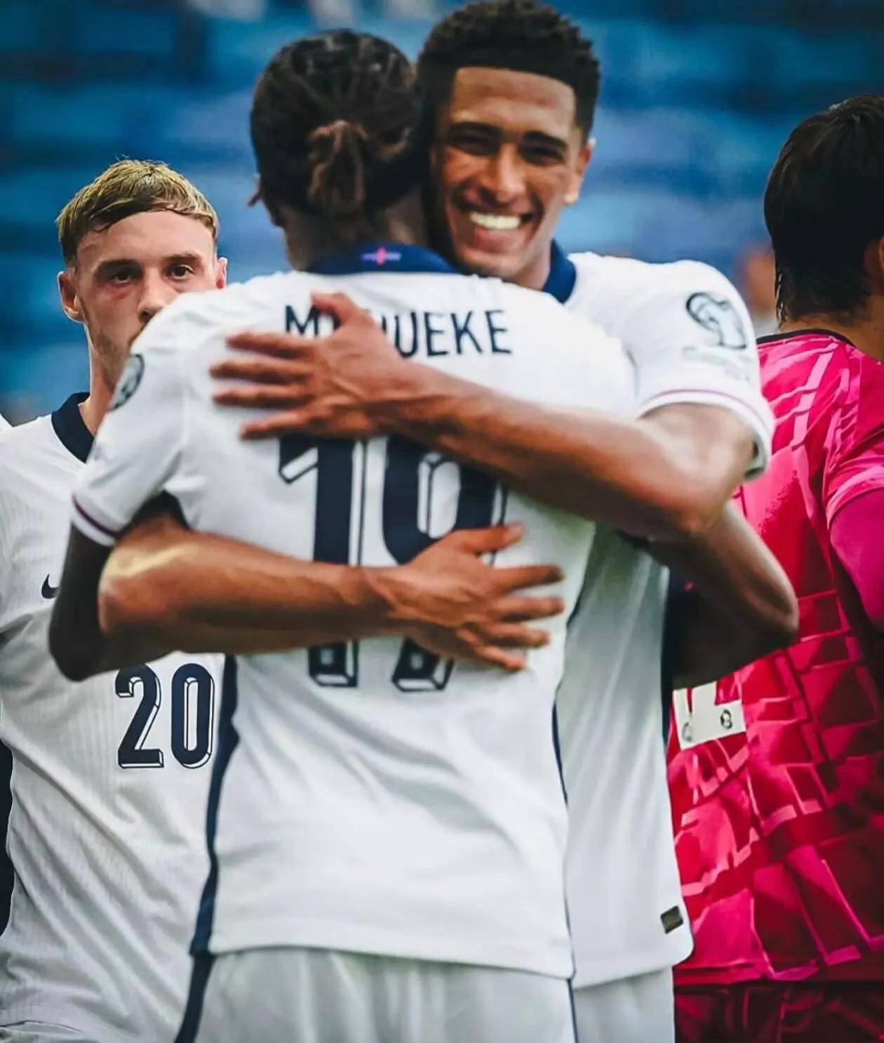 英格兰苦战一刻半终于淘汰丹麦 英格兰苦战一刻半终于淘汰丹麦