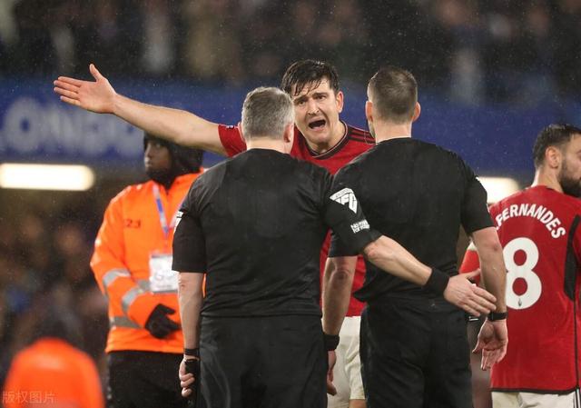 爱游戏-曼联备战利物浦,全队备战状态良好迎战