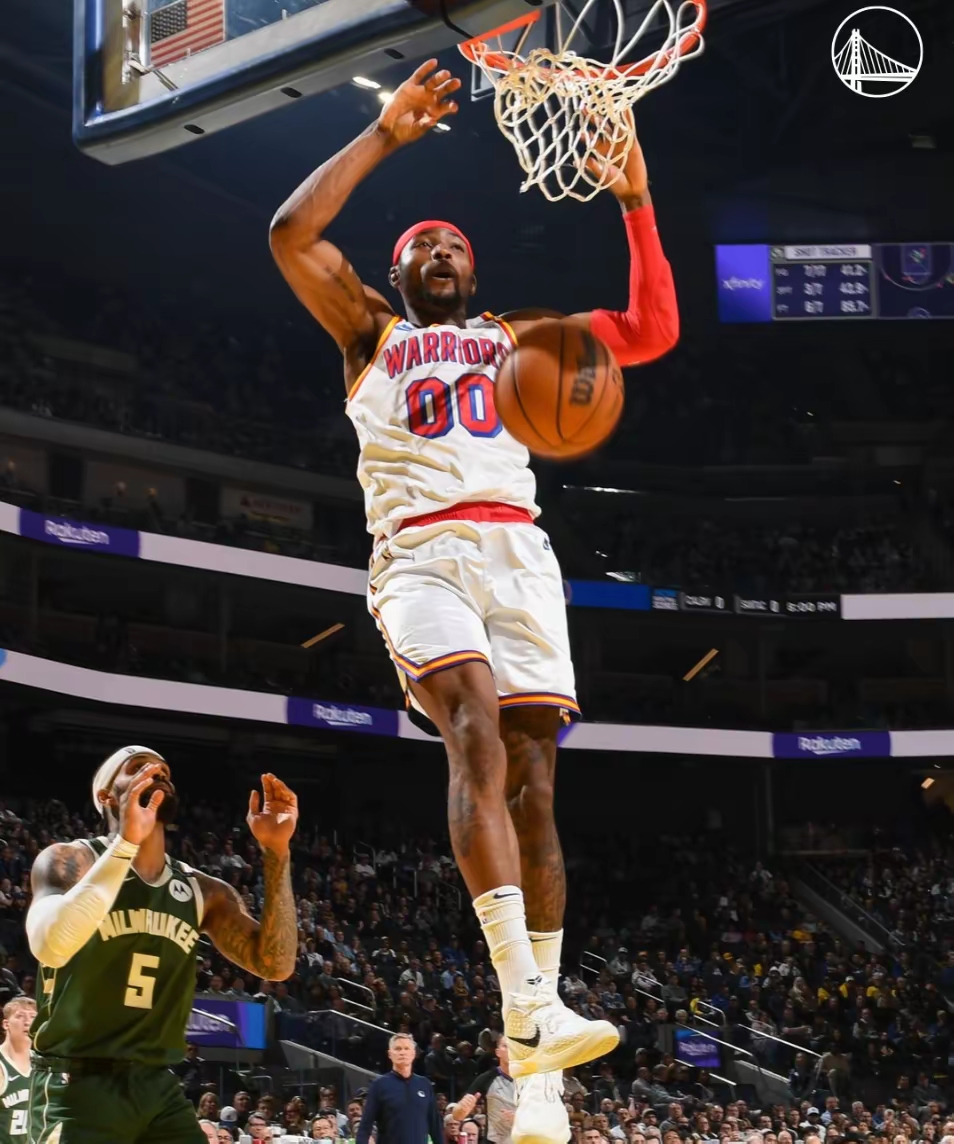 爱游戏tv-勇士不敌雄鹿,库克22分枉然