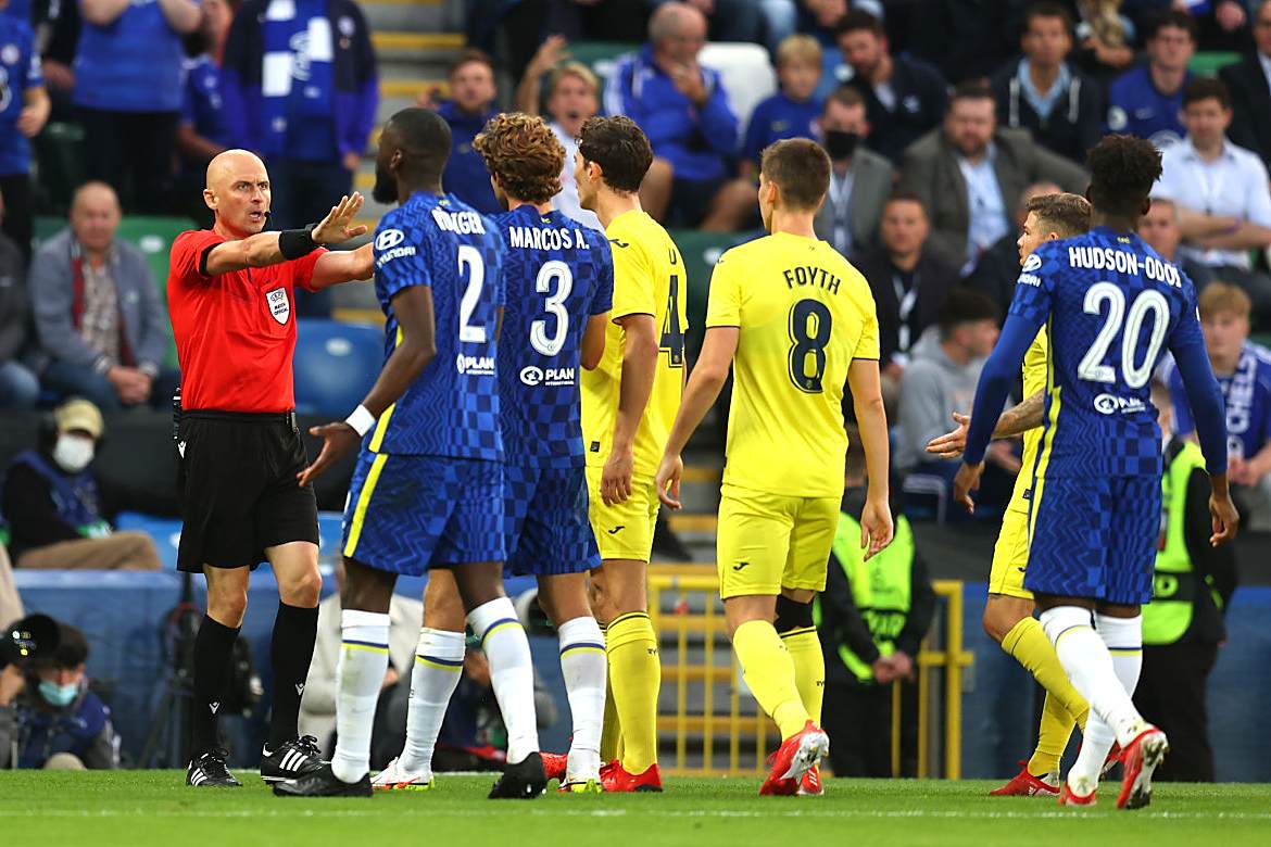 爱游戏-包含根特主场英勇,战胜比利亚雷亚尔取得宝贵三分的词条