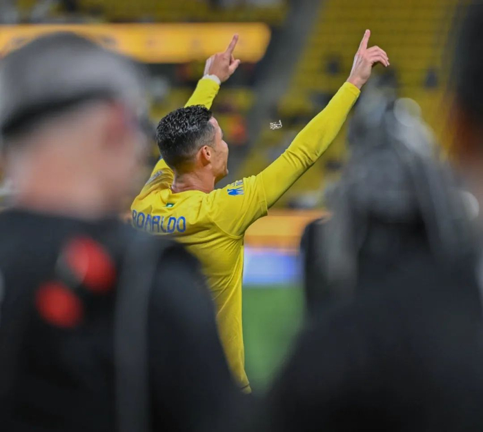 皇马客场大胜,C罗取得帽子戏法 皇马客场大胜,C罗取得帽子戏法