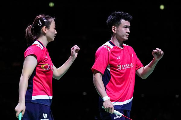 丹麦队碾压印尼队,黄鸭组合带队取胜 丹麦队碾压印尼队,黄鸭组合带队取胜